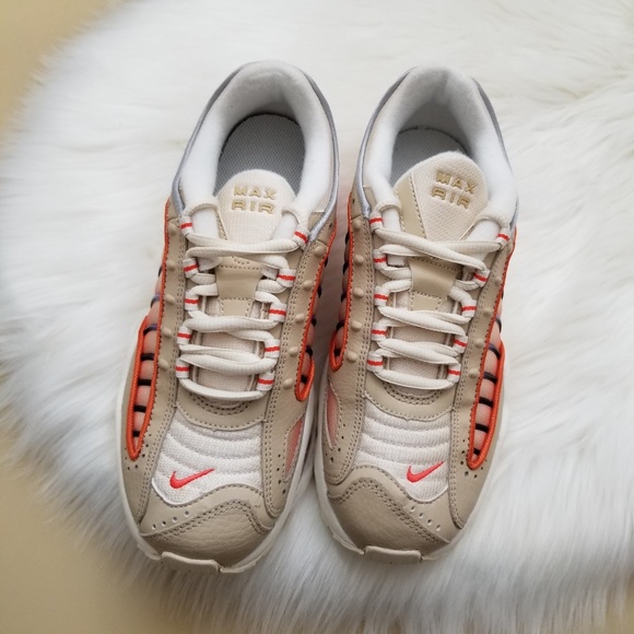 Nike Air Max Tailwind IV - Picture 4 of 8